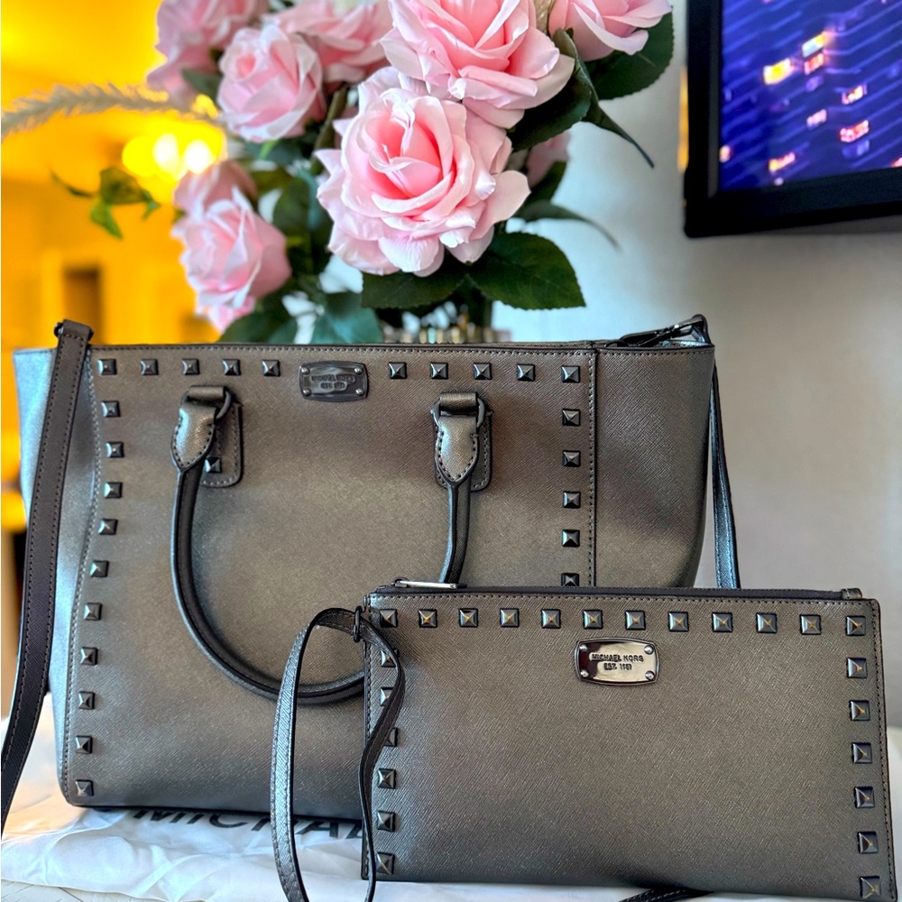 Authentic MK Leather Chrome Purse